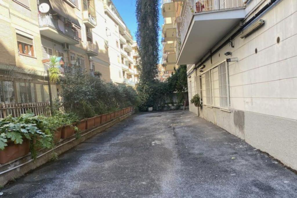 Blinded By The Light Apartment Roma Exterior foto